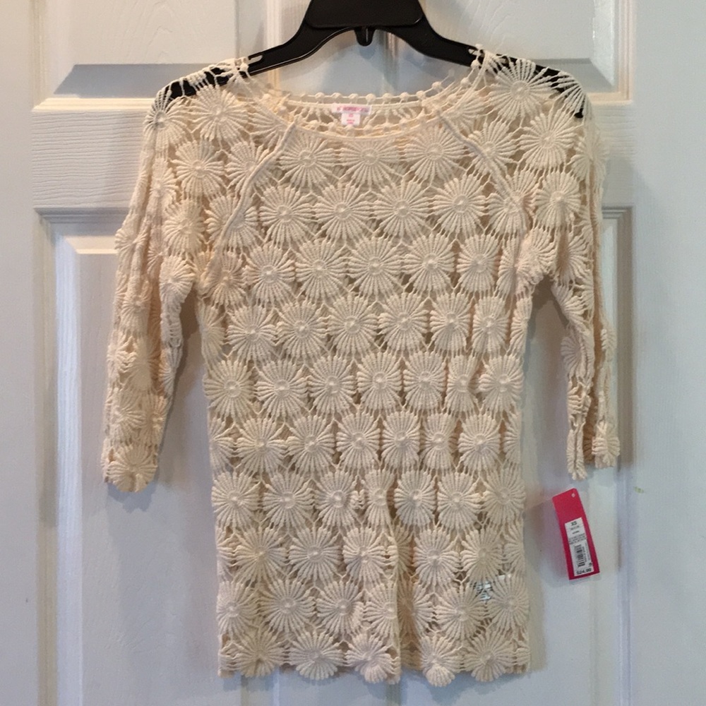 Women’s fitted shirt